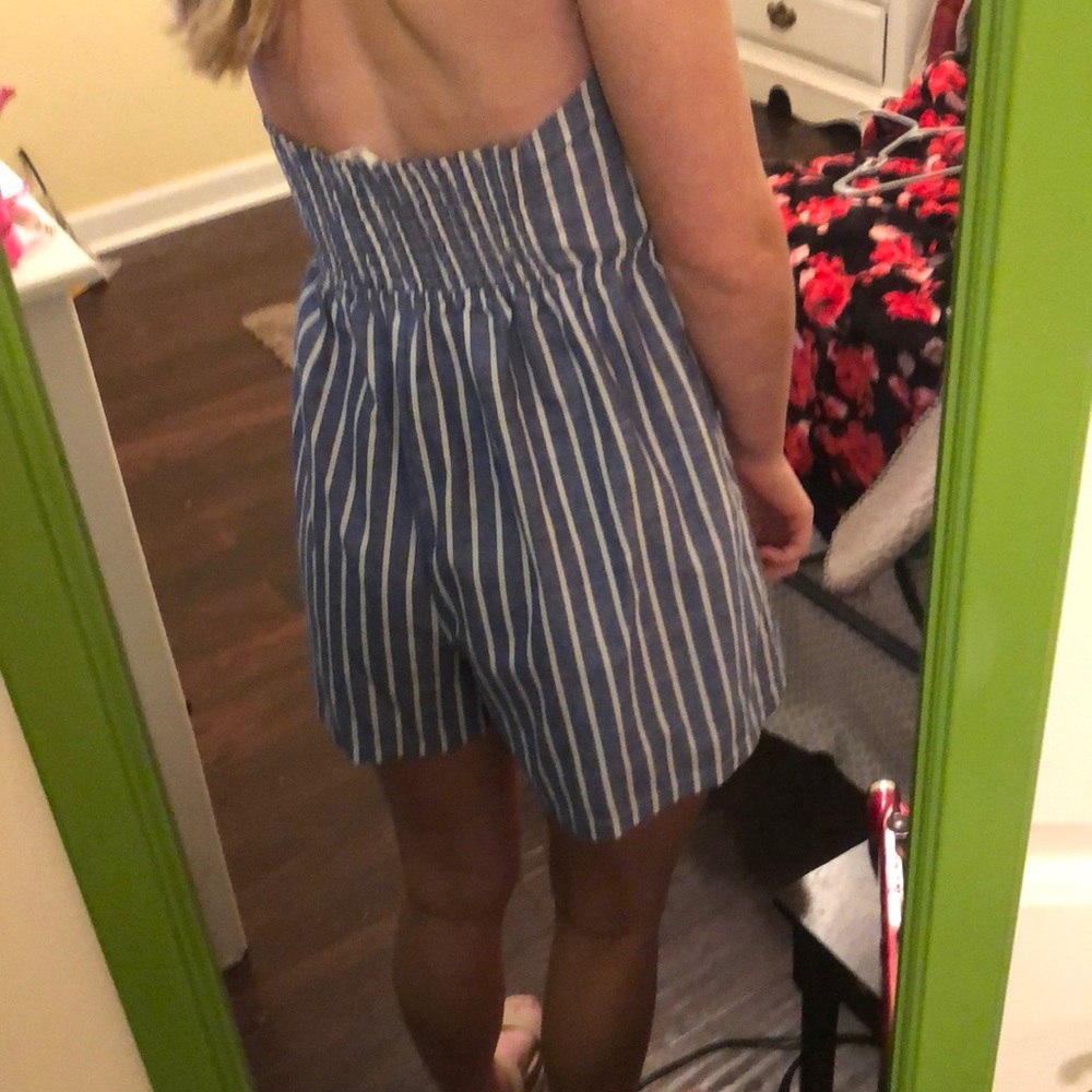 Classy Romper - Picture 3 of 7